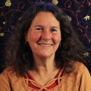 Robin Clayfield Permaculture profile photo